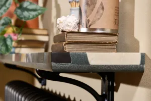 Interior lifestyle image of a Emmeline I 865mm in Bronze.